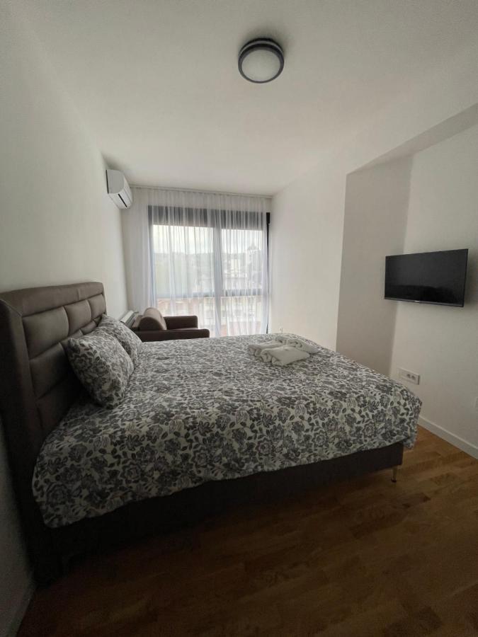 Leo Lux 2 Apartment Nis Exterior photo