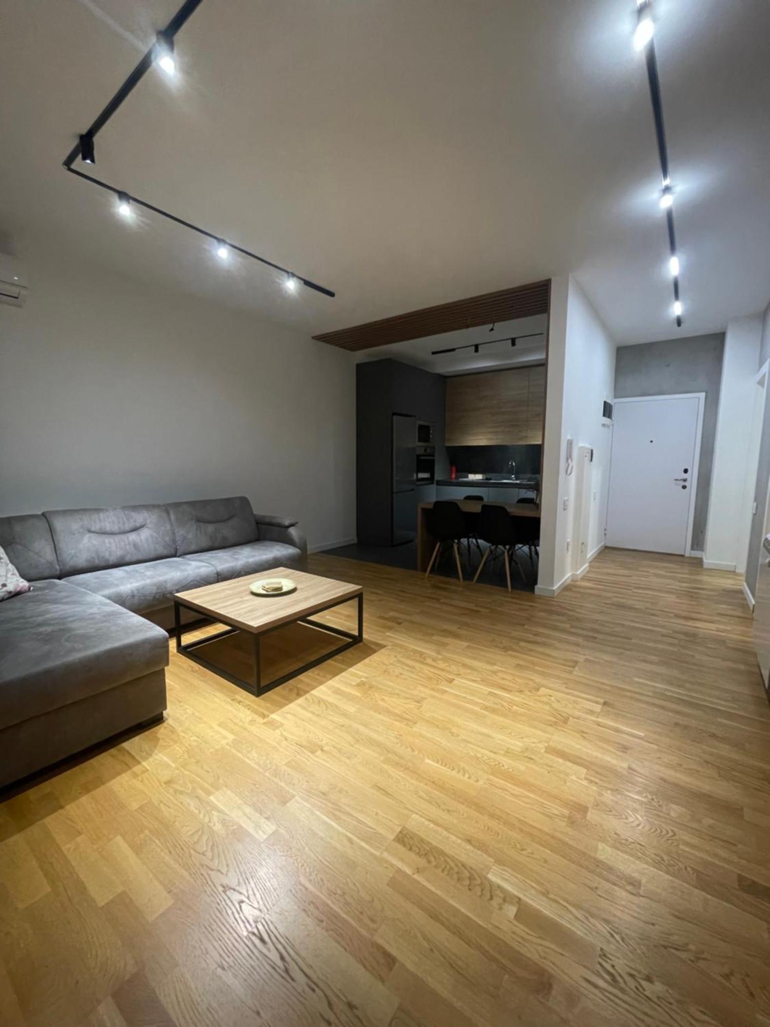 Leo Lux 2 Apartment Nis Exterior photo