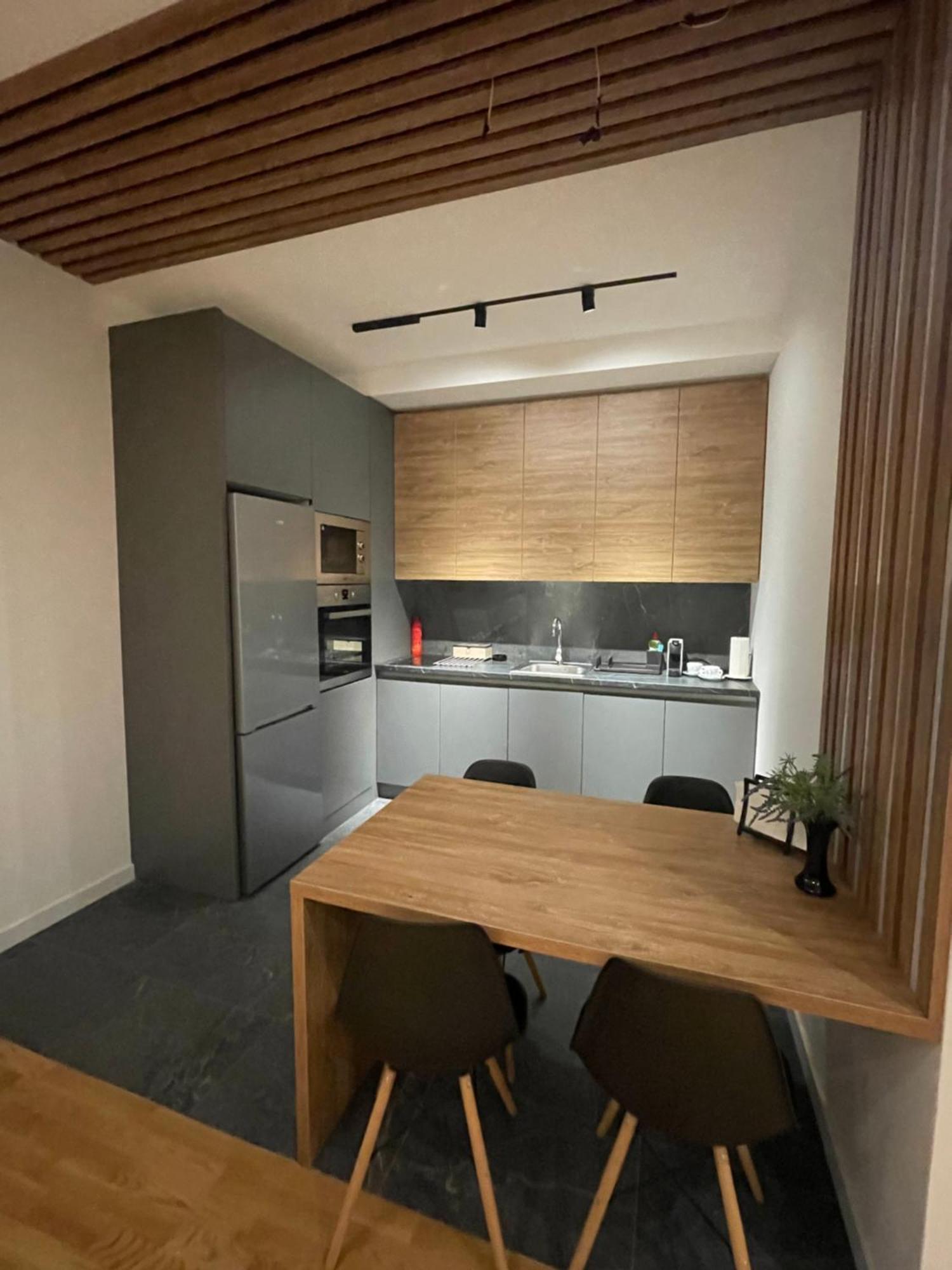 Leo Lux 2 Apartment Nis Exterior photo